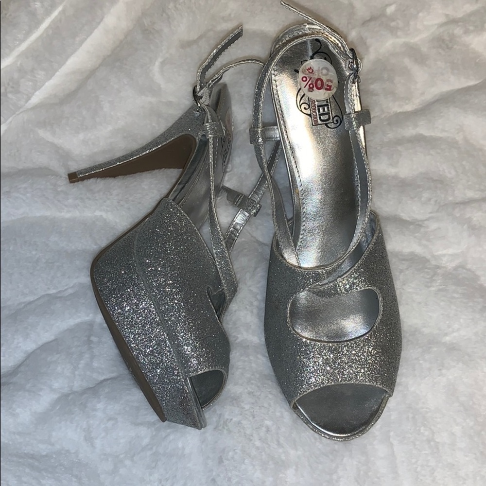 Heels 7.5 silver